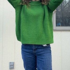 Club Monaco Vibrant Kelly Green Mock Neck Sweater
